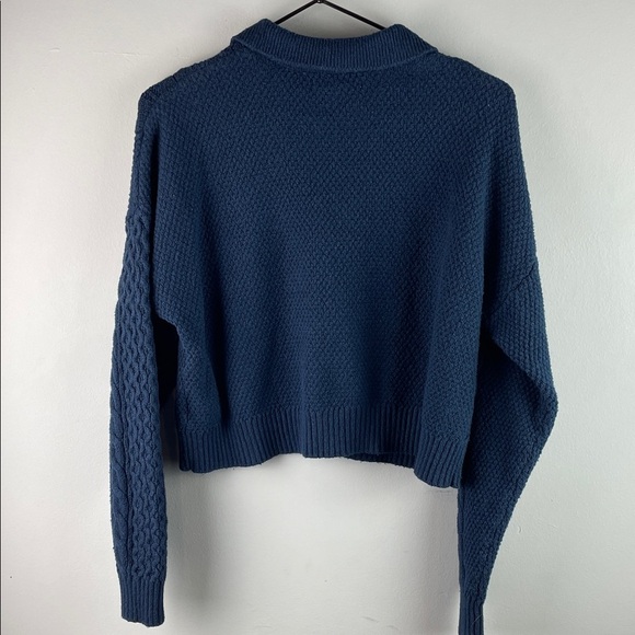 American Eagle Blue Cropped Sweater Size XS - Picture 6 of 7